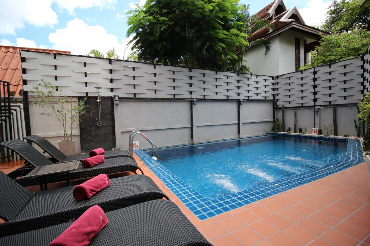 Wealth Boutique Hotel Чиангмай Экстерьер фото